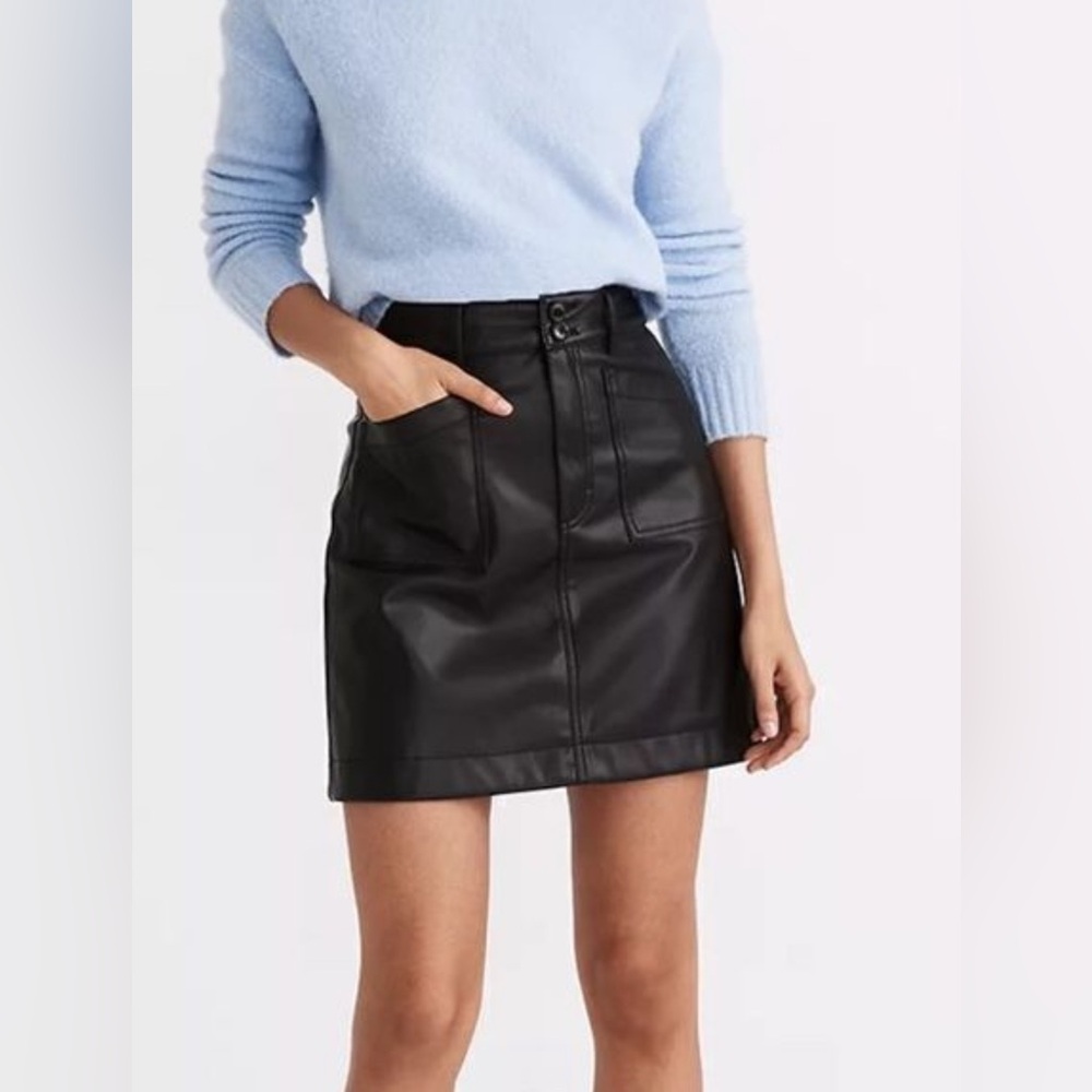 ✨NEW✨Madewell Black A-Line Mini Skirt